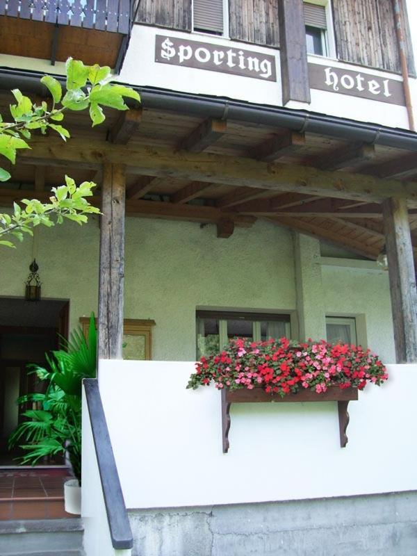 Sporting Hotel Club Pelos Exterior photo